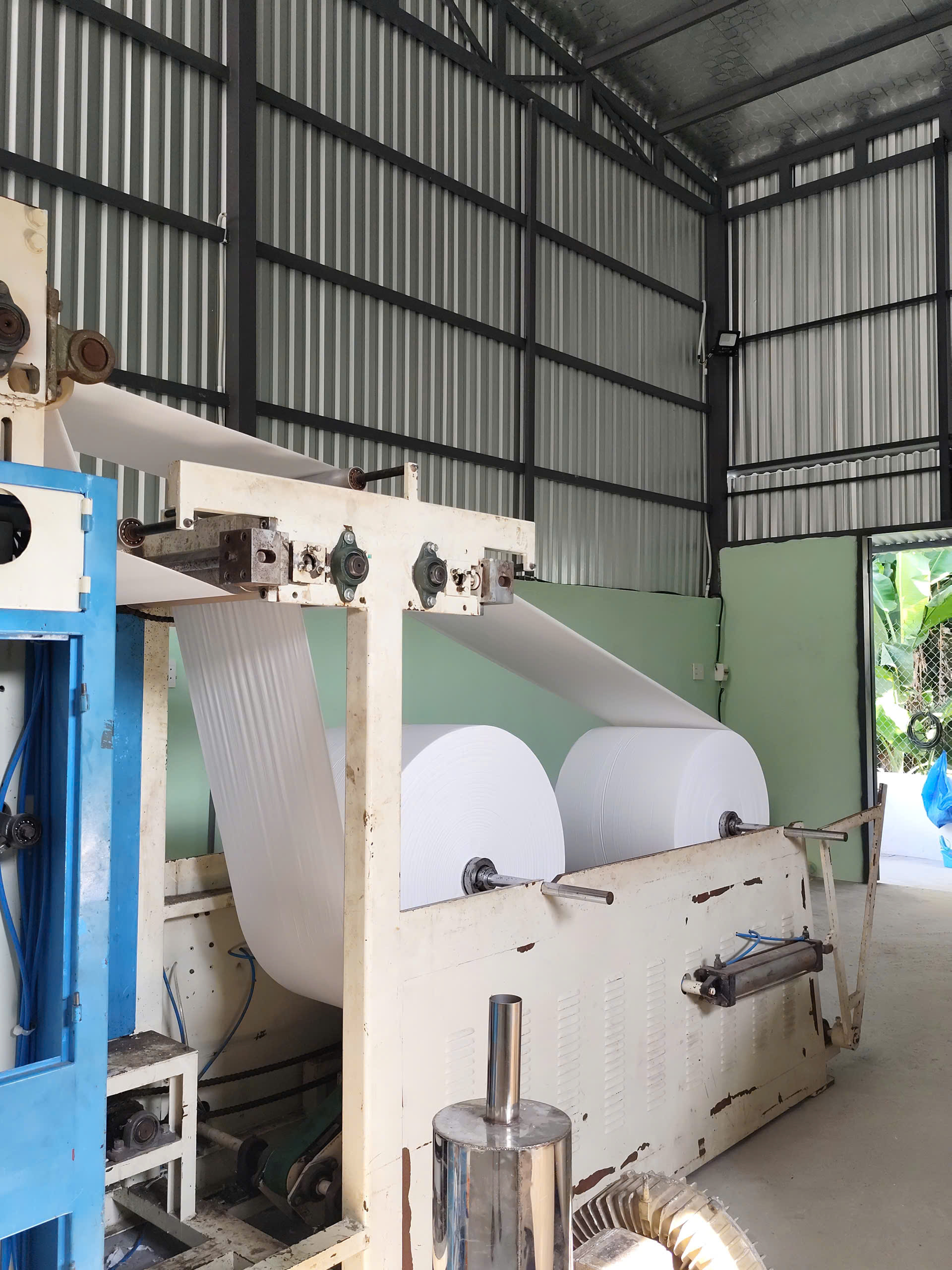 Xưởng sản xuất giấy Juxi
